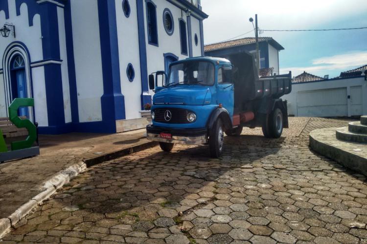 Pó de perda e cascalho rolado